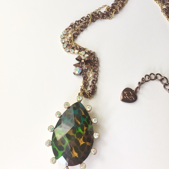 NWT Betsey Johnson large emerald leopard necklace - Picture 5 of 5