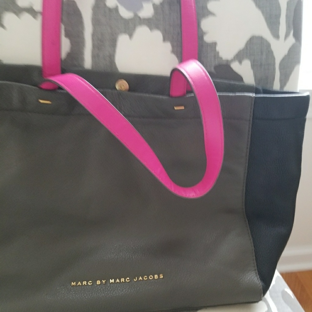New Marc Jacobs designer hand bag leather purse