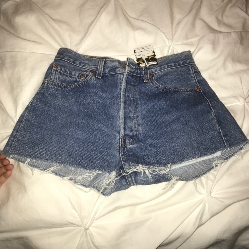 Levi's high rise shorts