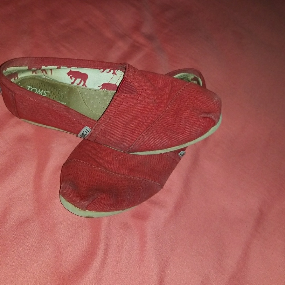 Red Toms
