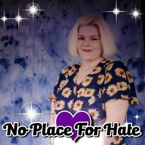 Meet your Posher, Lacy