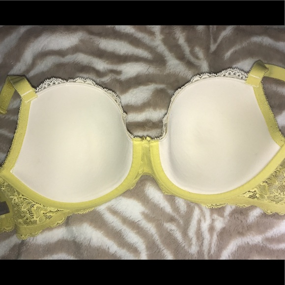 NWOT!Victoria's Secret! Lace Swarovski Crystal Bra - Picture 5 of 8