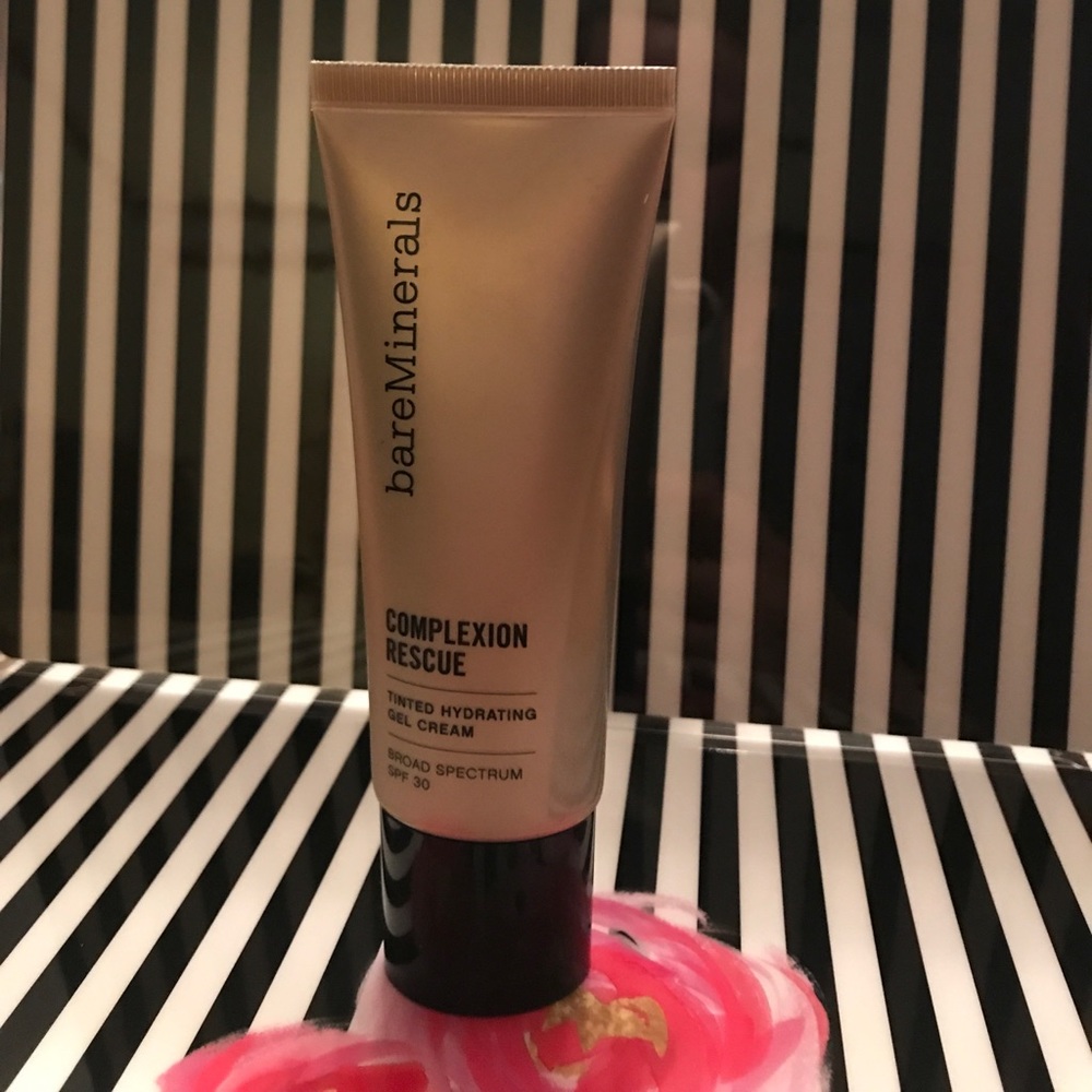 BareMinerals Complexion Rescue in Tan 07