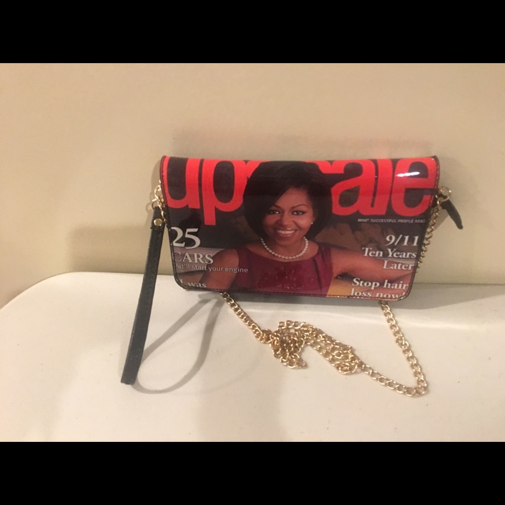 OBAMA Clutch 🦋💜👛Smart, Classy