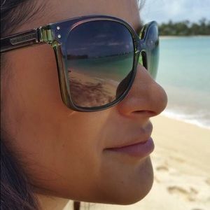 Meet your Posher, Darlene