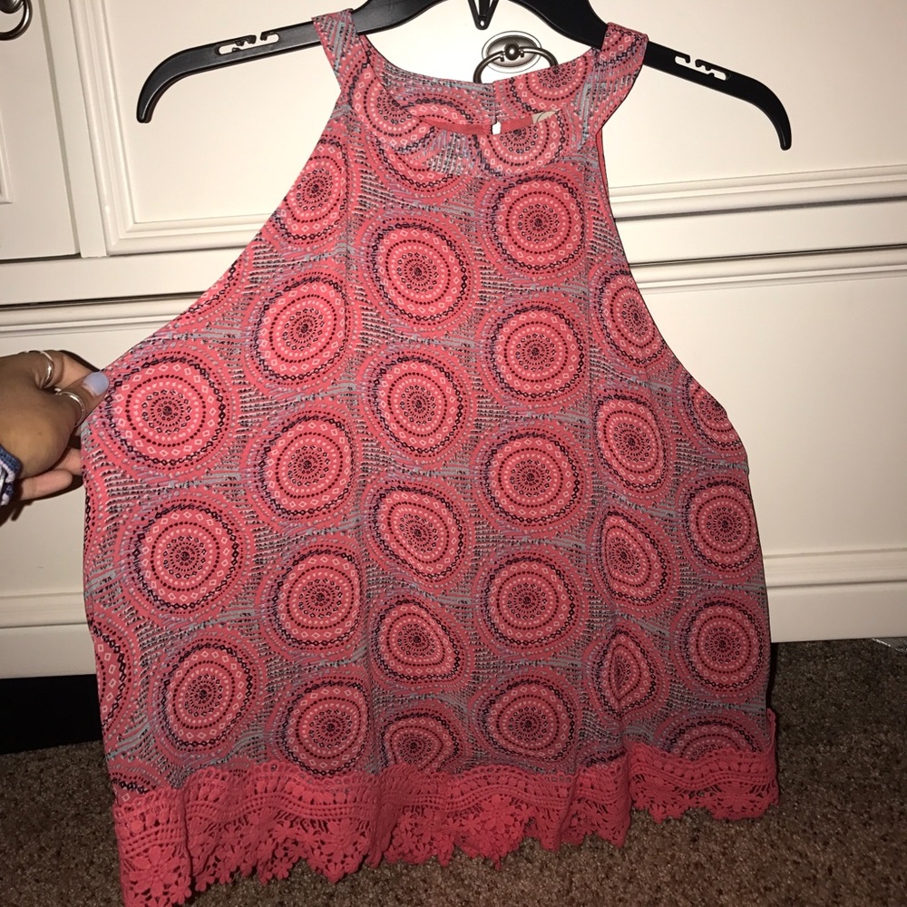 NEVER WORN! 2 FREE CAMI’S TO GO W/ IT