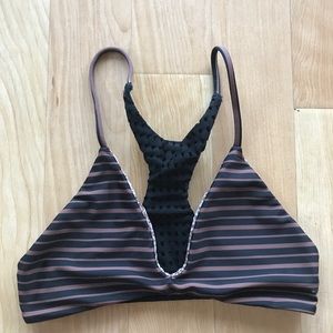 Acacia Jaws Top in Small