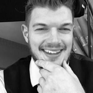 Meet your Posher, Corey