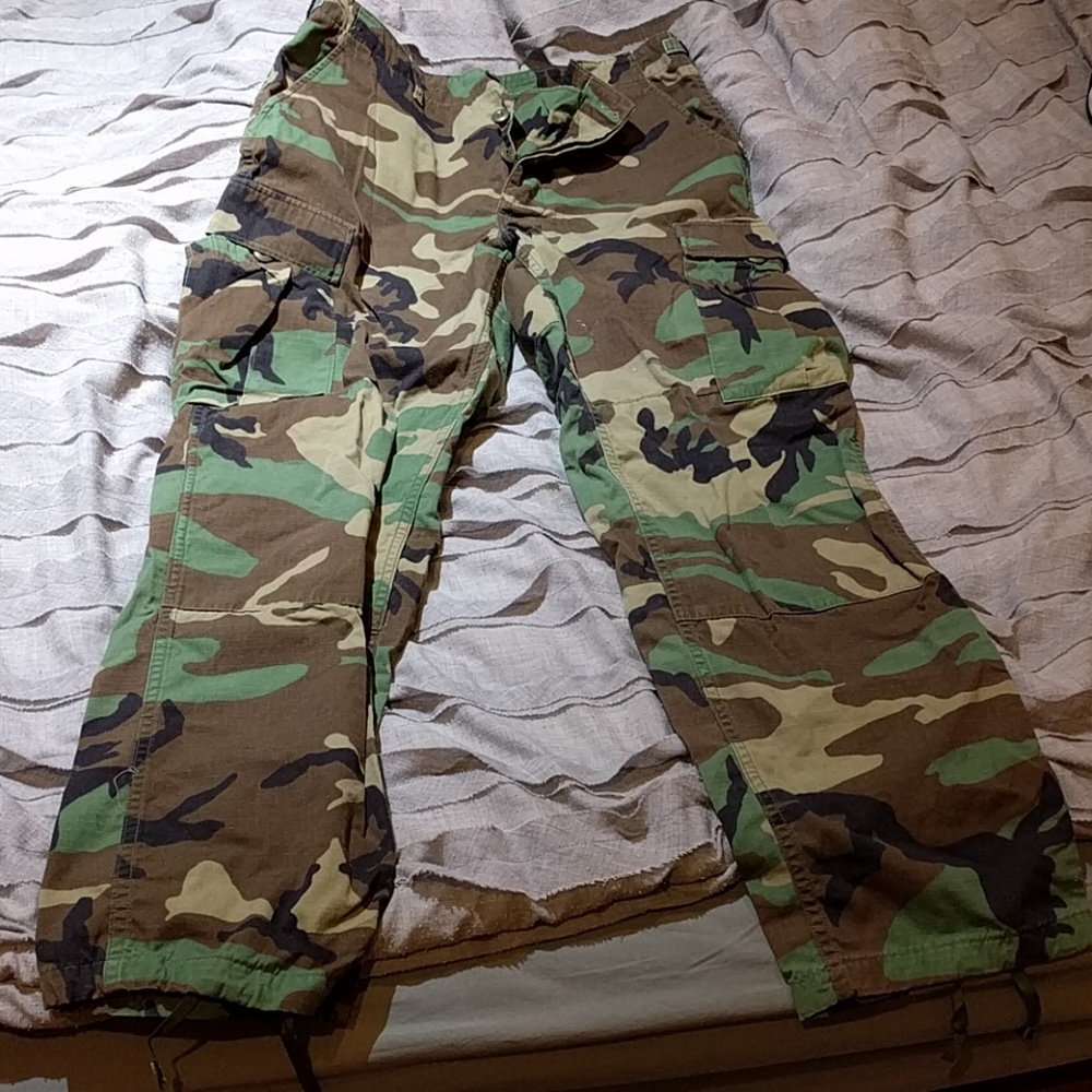 Army Green Camouflage Cargo Pants