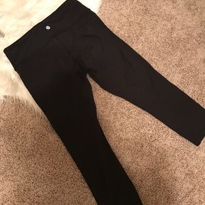 Lululemon crops- Wunder Under II