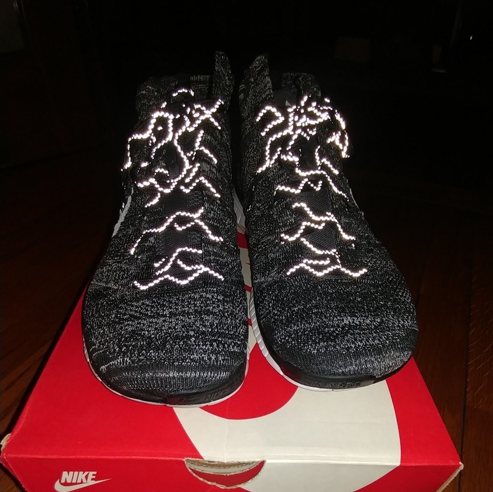 Nike free flyknit chukka mens 10.5