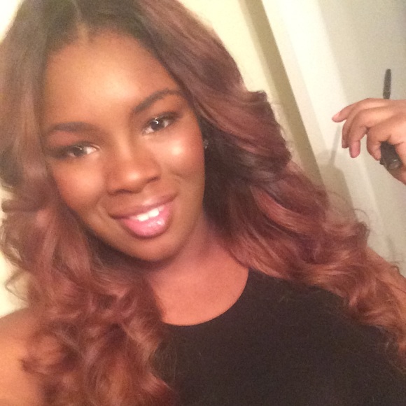 Meet your Seller 💋 - Picture 1 of 1