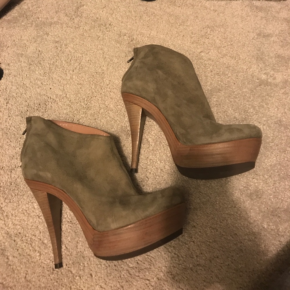 Pura Lopez Platform booties