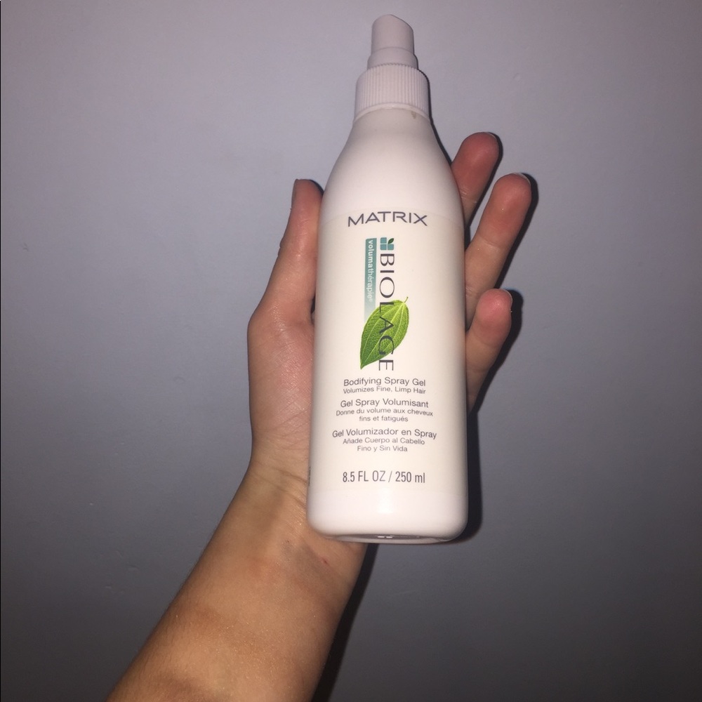 Matrix Biolage: bodifying spray gel