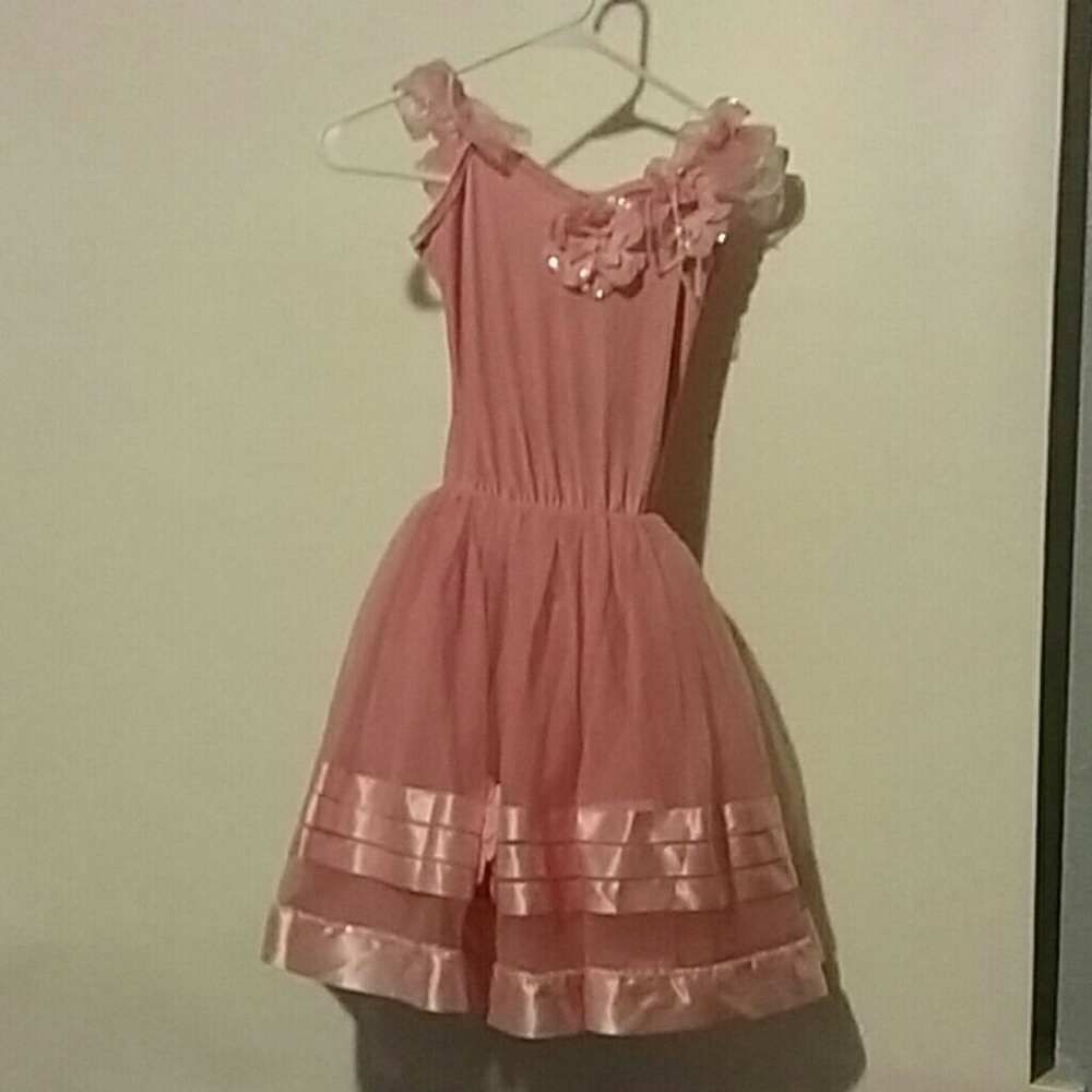 Dance costume