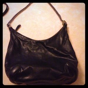 Leather Gucci chain bag.