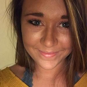 Meet your Posher, Tonya