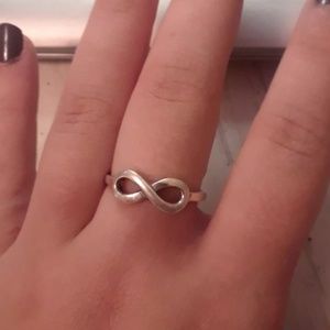Infinity ring