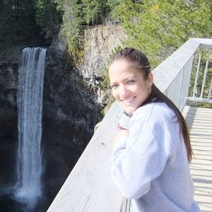 Meet your Posher, Valerie