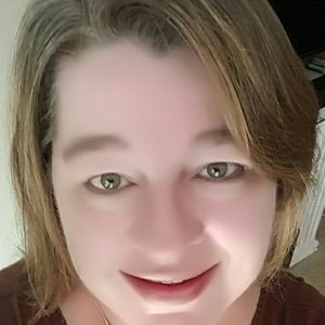 Meet your Posher, Connie