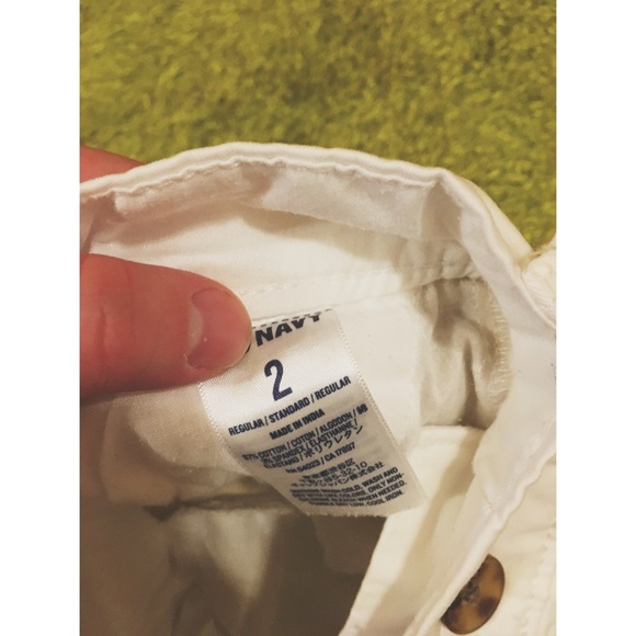 SHORTS. - Picture 2 of 2