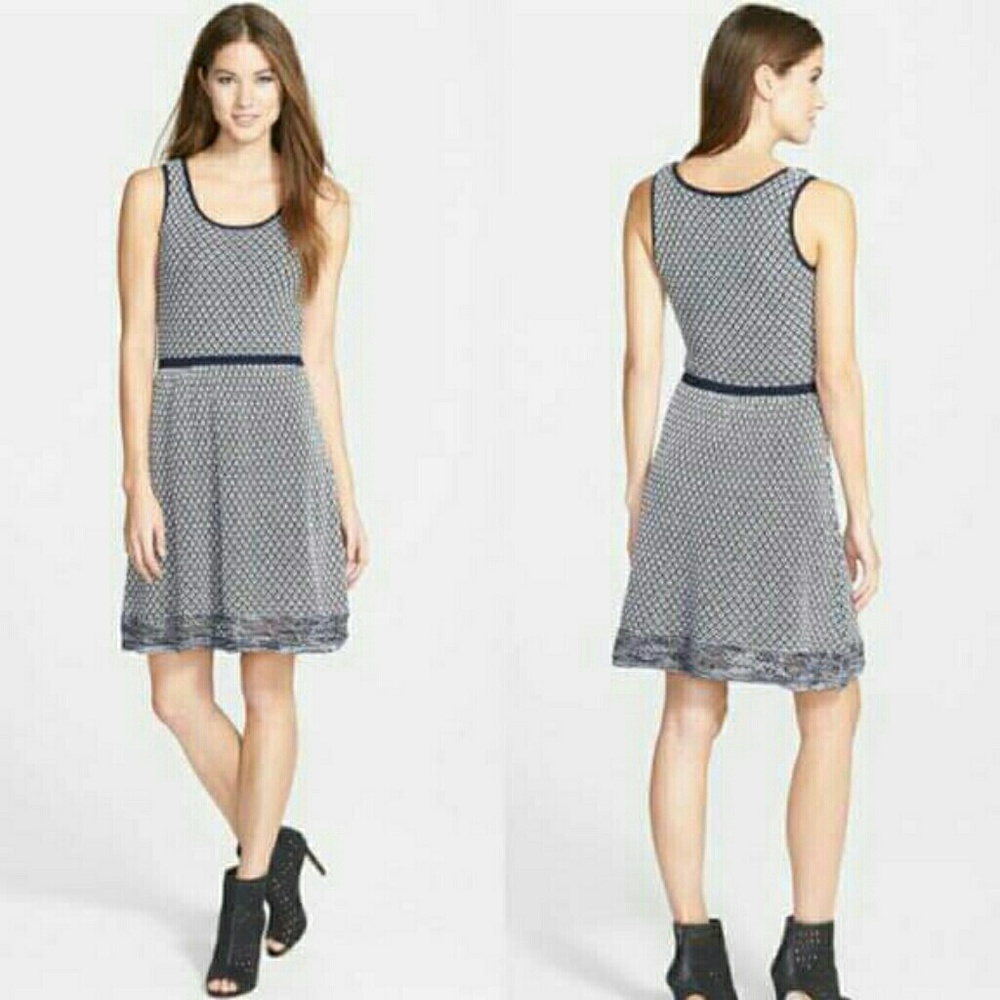 Jessica Simpson knit Dress