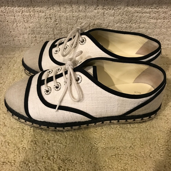 Chanel sneakers size 6 . 100% authentic - Picture 2 of 6