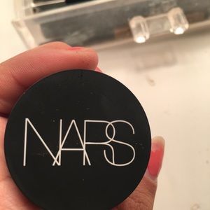 NARS concealer "custard"