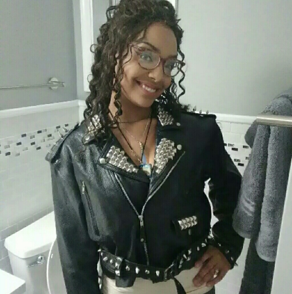 AUTHENTIC LEATHER JACKET• CHROME GEAR• SZ MEDIUM