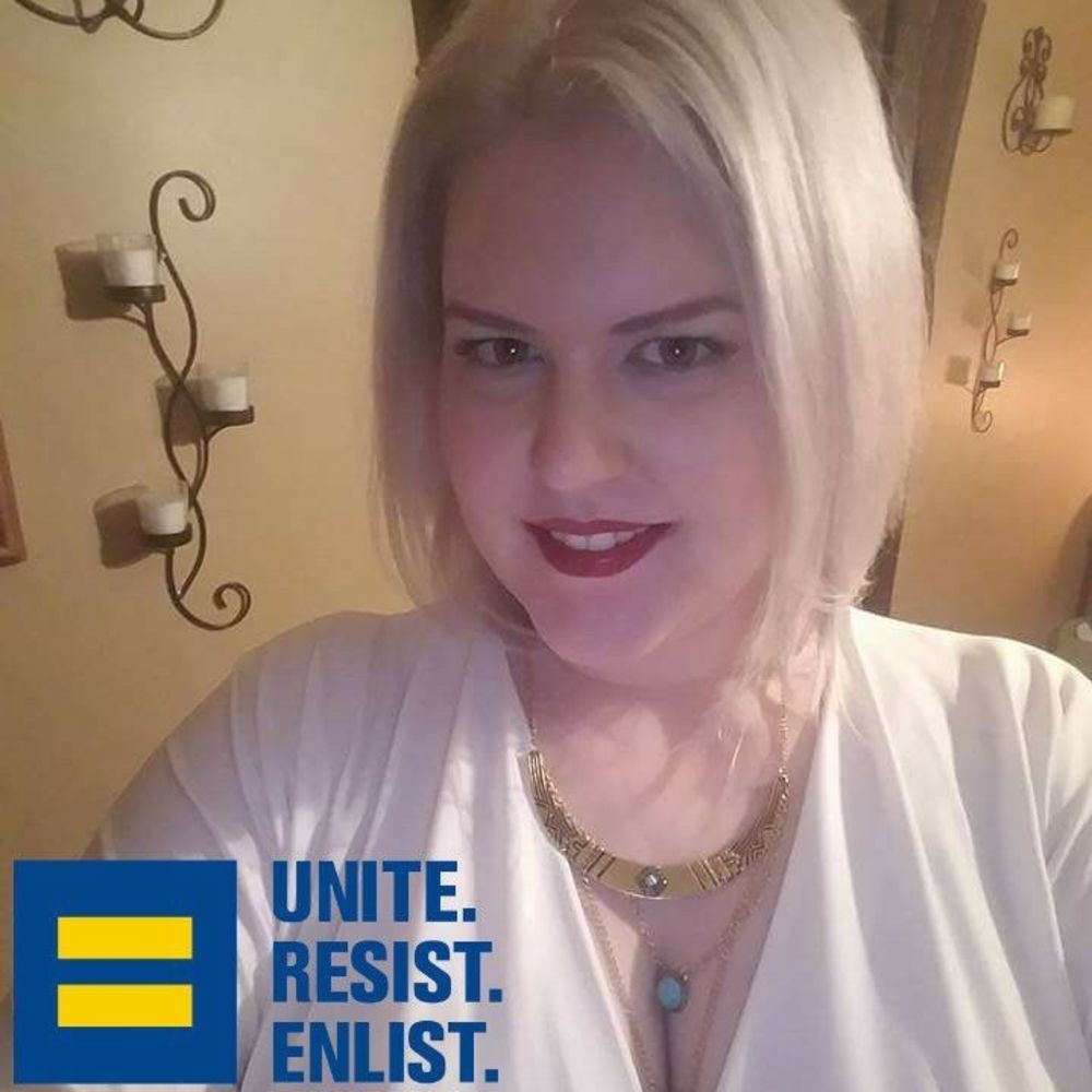 Meet your Posher, Tiffany