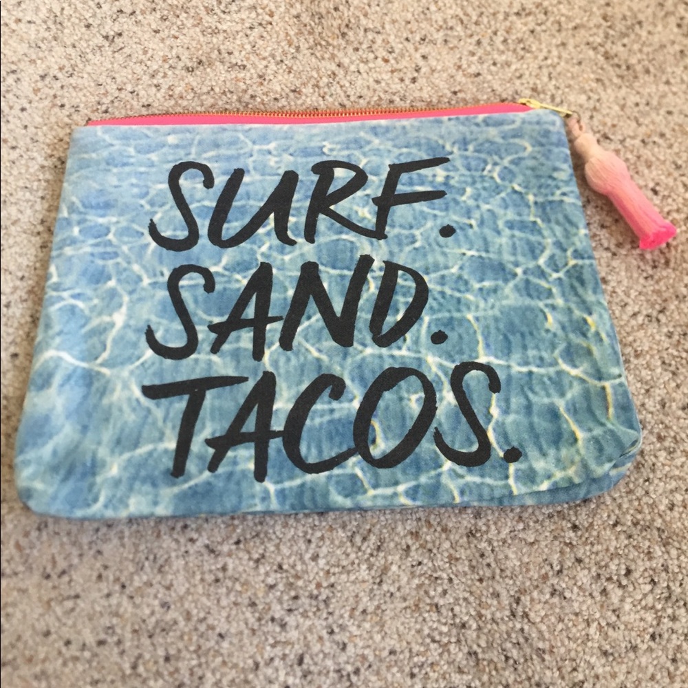 Fighting Eel Surf Sand Tacos Clutch
