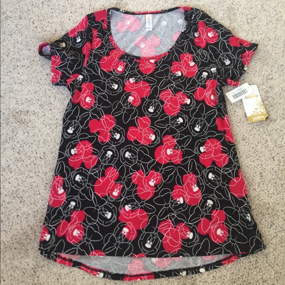 ✨NWT Disney Minnie Mouse Classic T - M✨