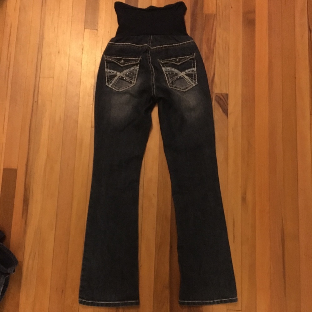 Wall flower maternity jeans