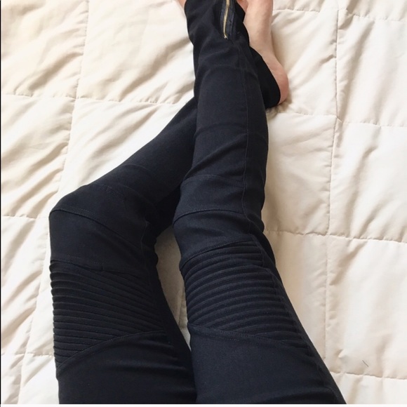 Moto Leggings: Black - Picture 3 of 7