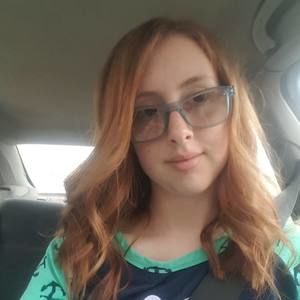 Meet your Posher, Lydia