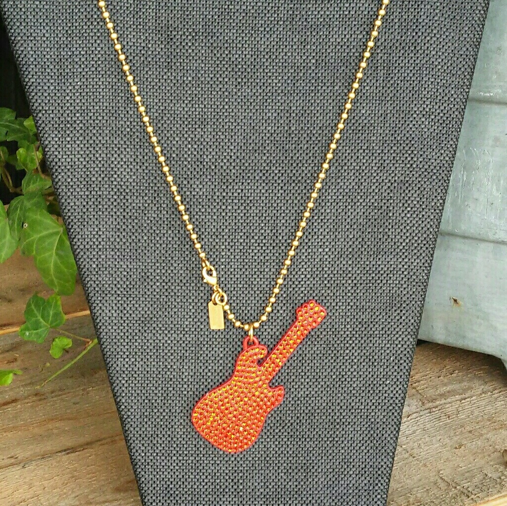Athentic Coach Guitar Long necklace