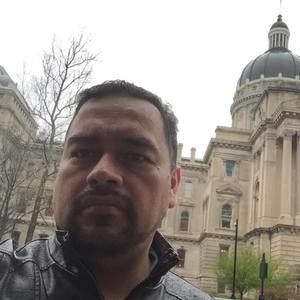 Meet your Posher, Roberto