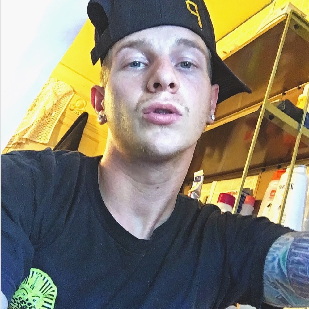 Meet your Posher, Dan