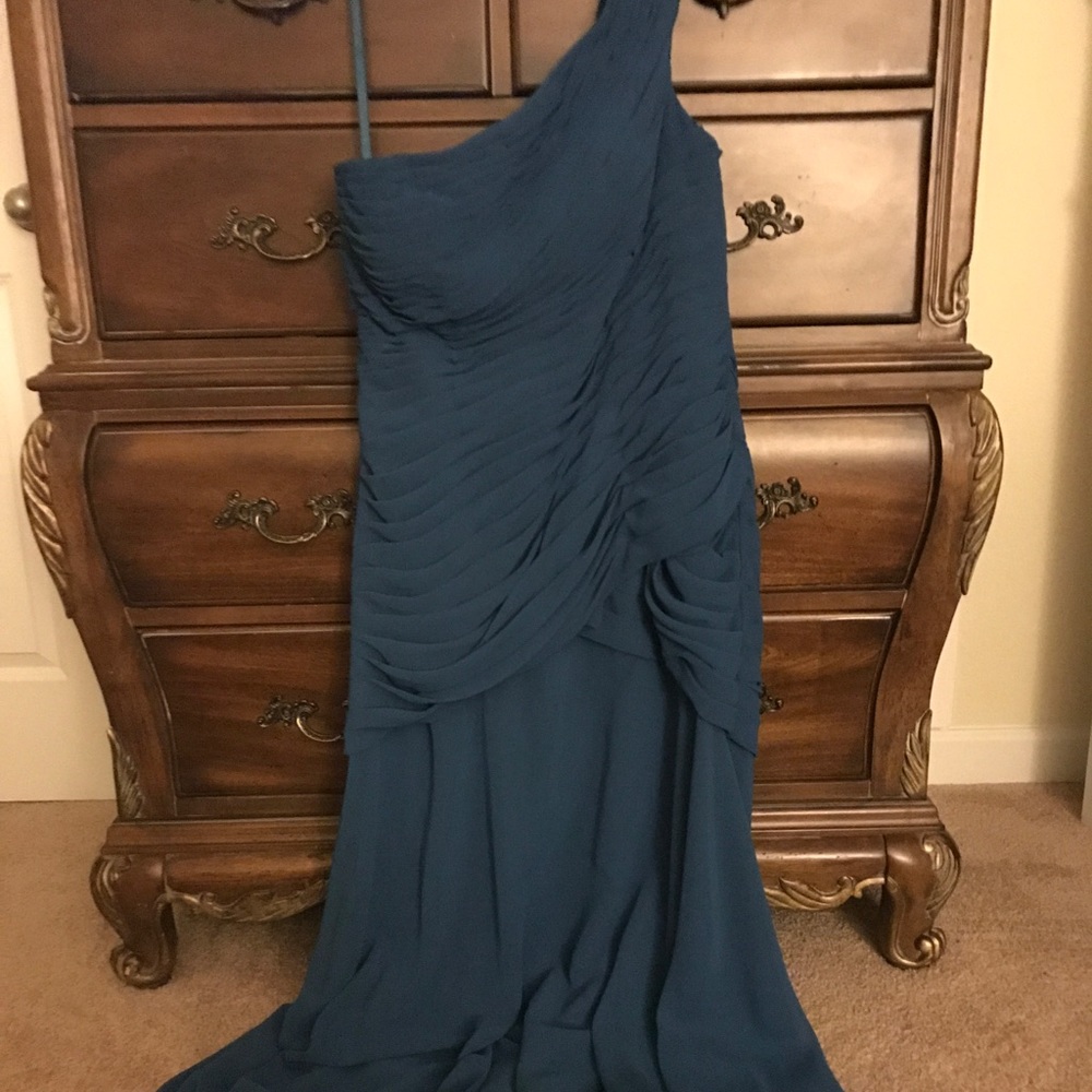 Formal gown/prom dress