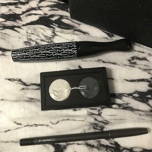 MAC Keepsakes Smokeyeye Bag