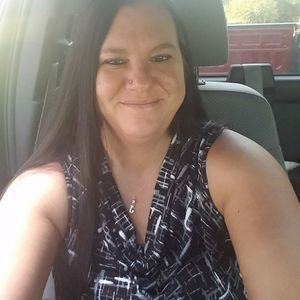 Meet your Posher, Alisa