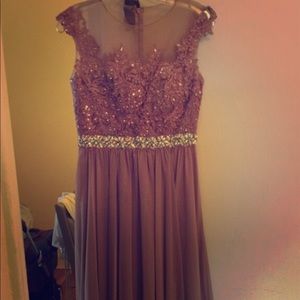 Sleeveless Lavender Gown