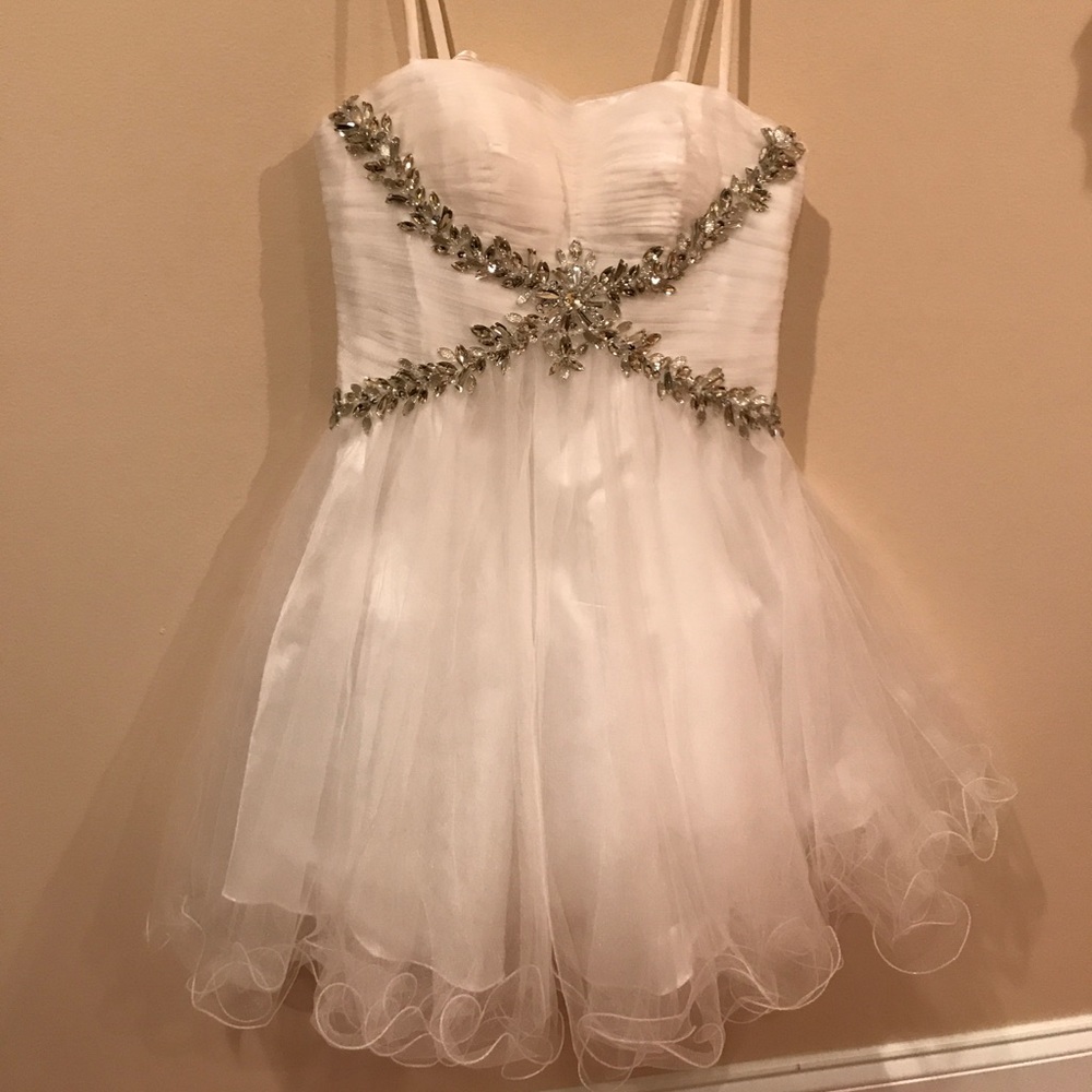 White Corset strapless Hoco Dress