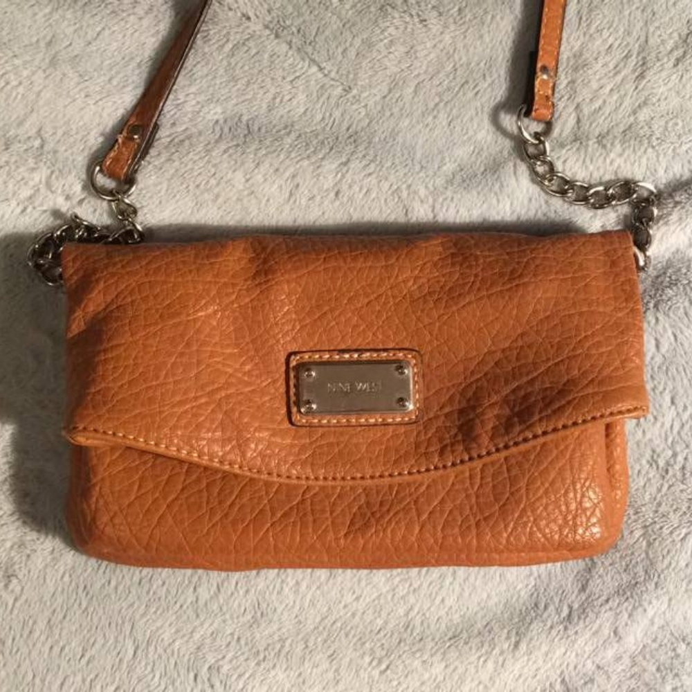 Nine West Clutch/Crossbody in Camel