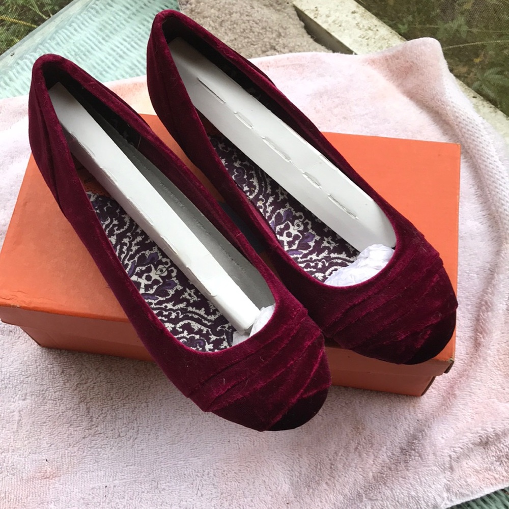 Rocket Dog Velvet Ballet Flats 8 Wine Red Burgundy