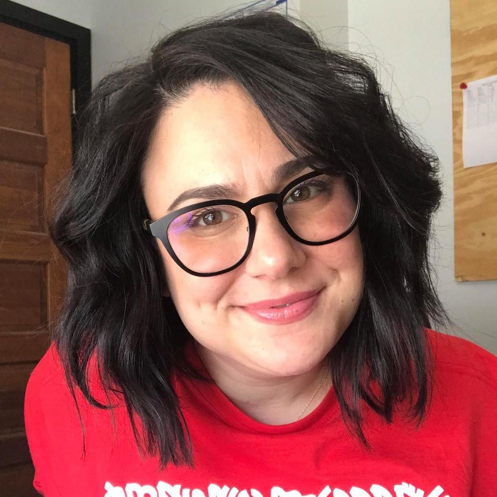 Meet your Posher, Elizabeth