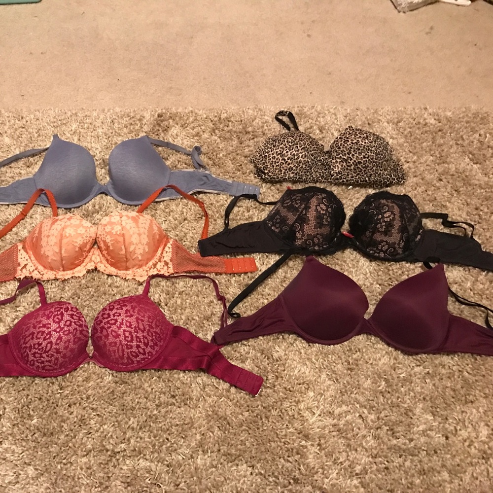 VICTORIA SECRET BRA SETS