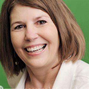 Meet your Posher, Debbie