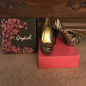 Zebra Stripe High Heels 👠