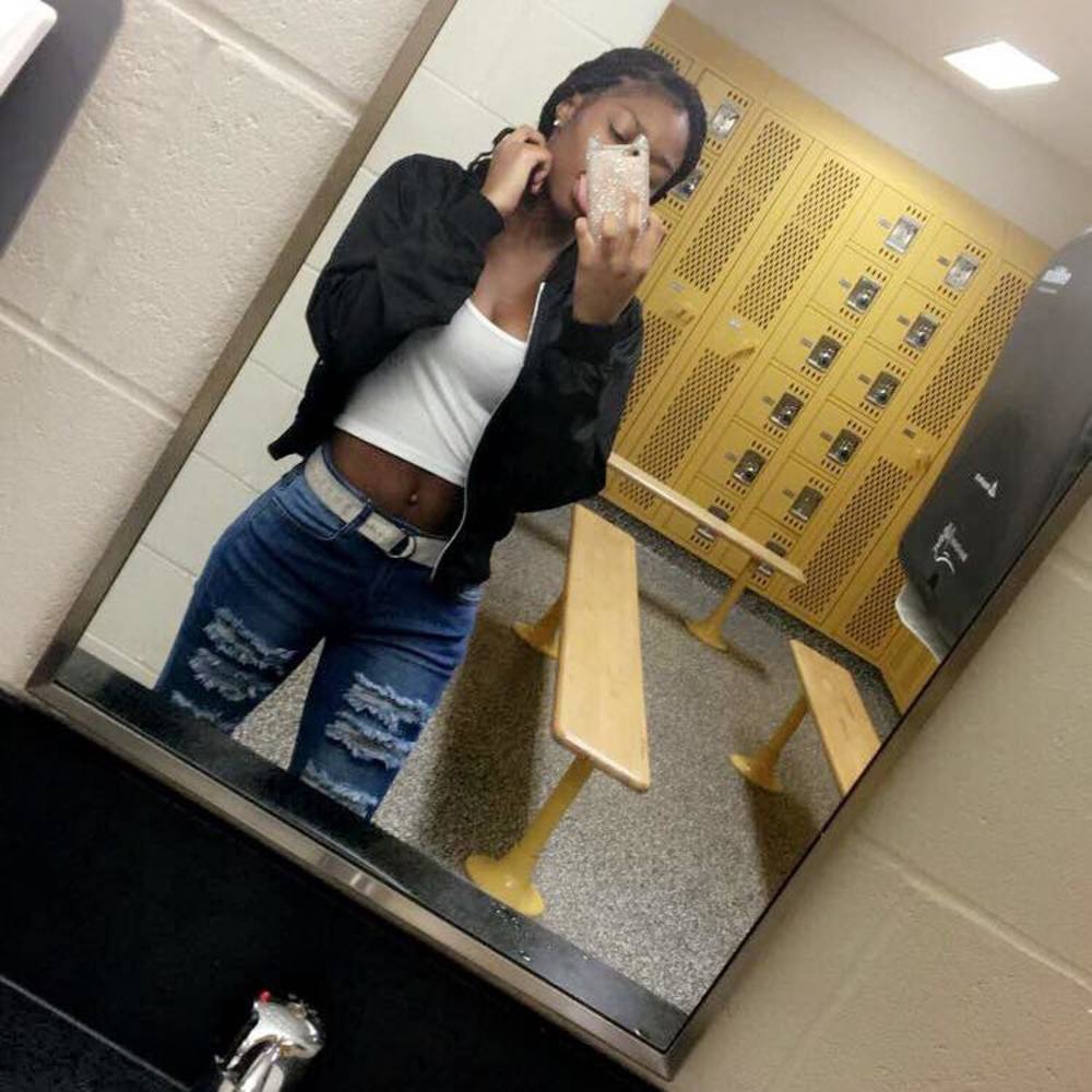 Meet your Posher, Latesha